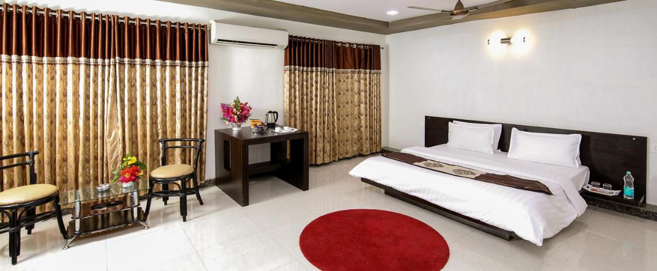 Saavaj Resort, Sasan Gir - Where Wilderness Meets Luxury Exteriör bild